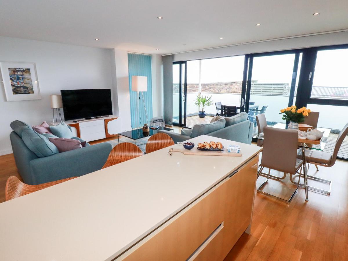Fistral Pearl Lägenhet New Quay Exteriör bild