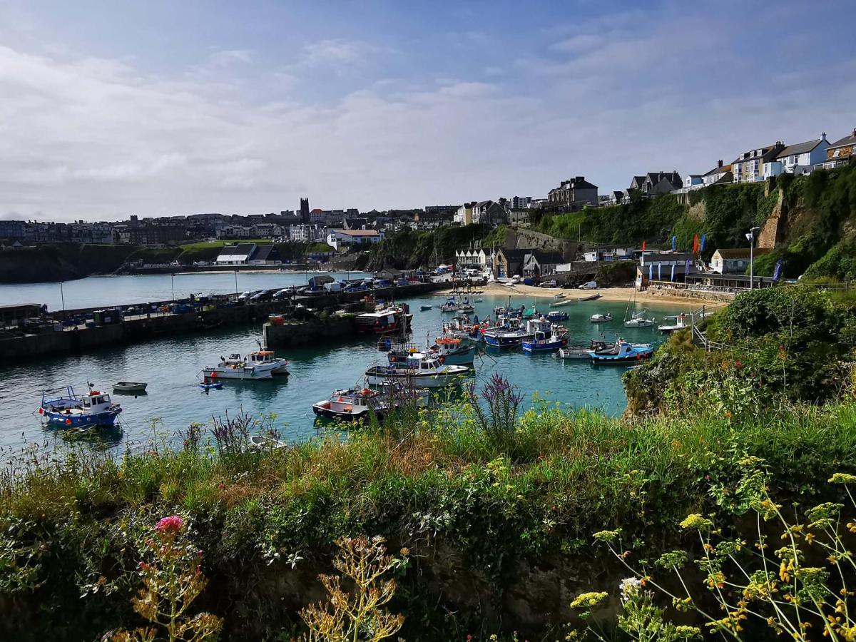 Fistral Pearl Lägenhet New Quay Exteriör bild