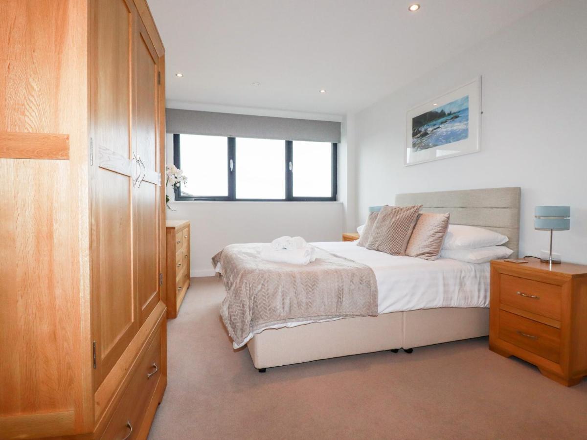 Fistral Pearl Lägenhet New Quay Exteriör bild
